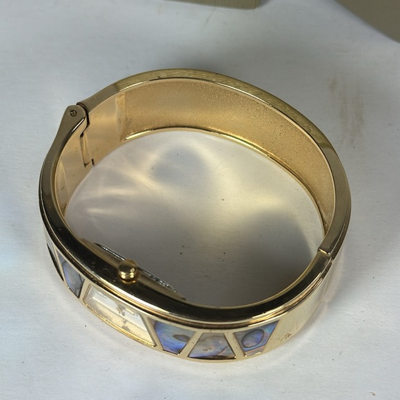 Honora Quartz Bangle Watch - Picture 4 of 8